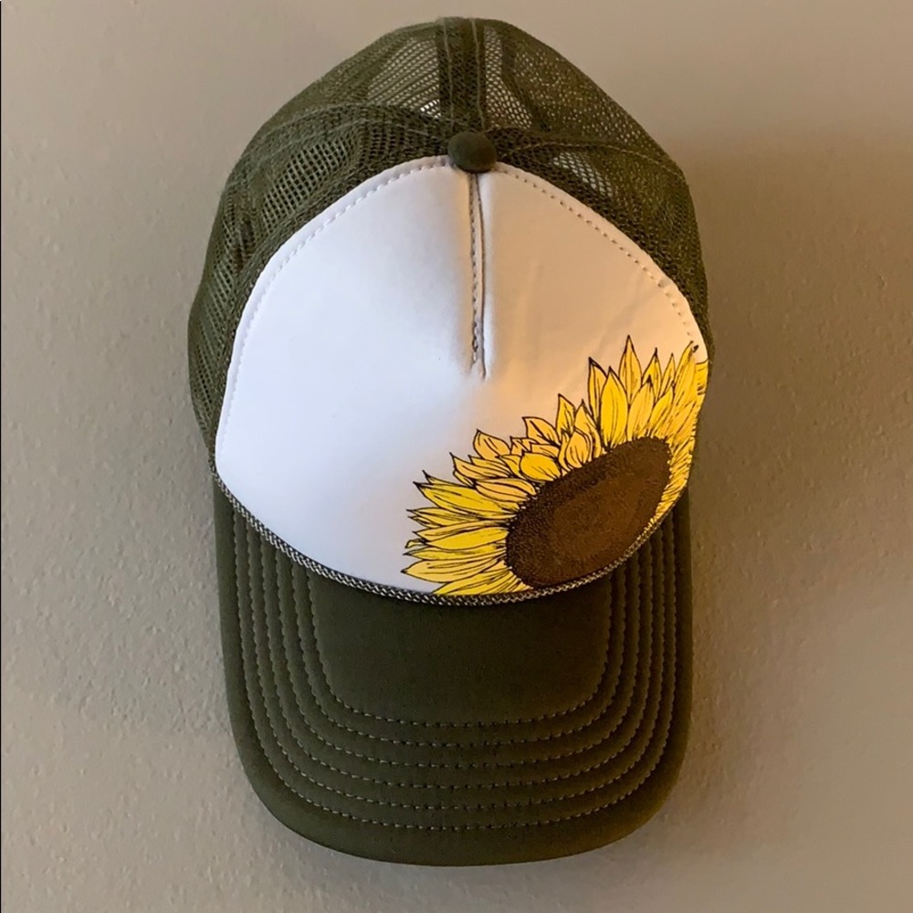 O’Neill sunflower hat